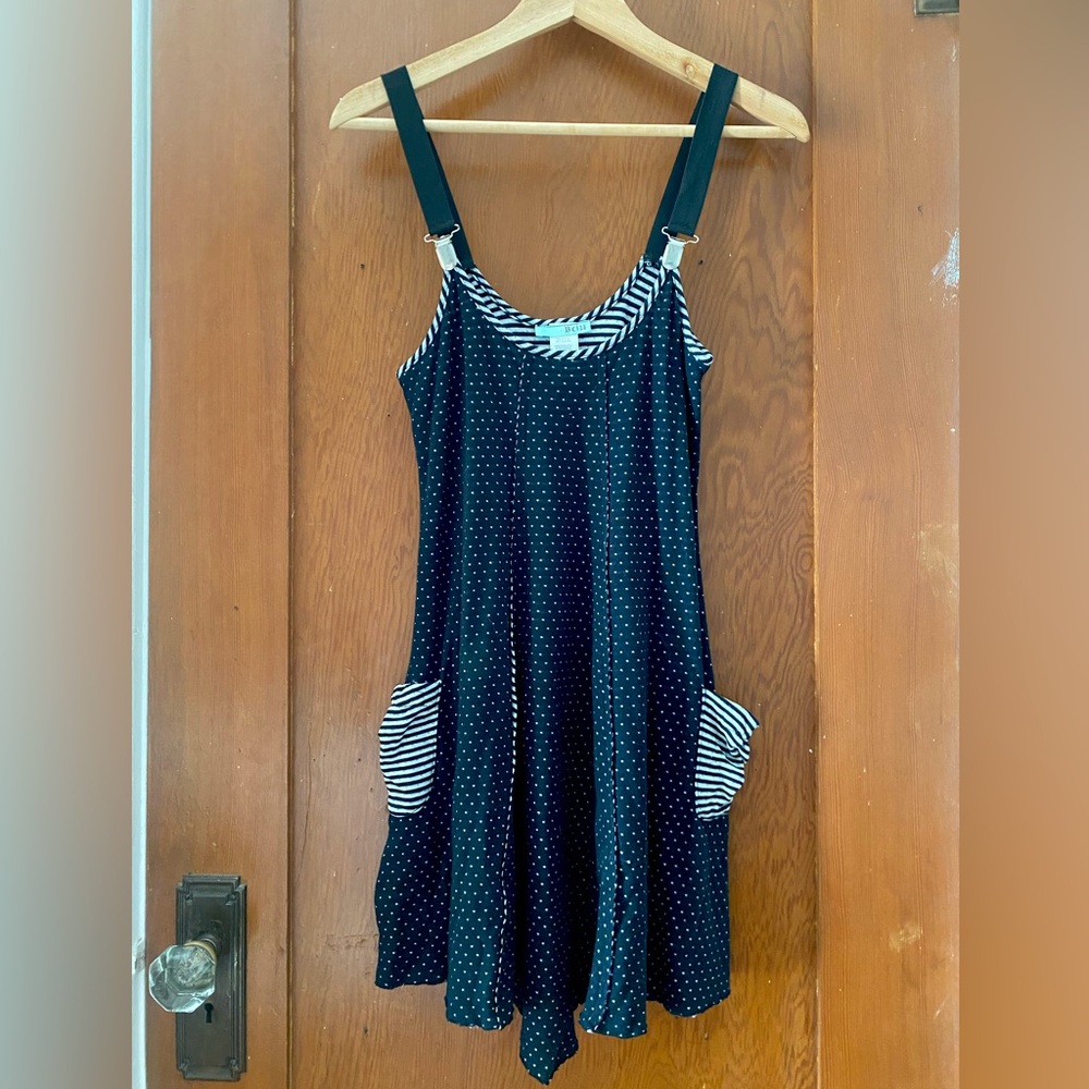 Beiza early 2000’s dress. Size small.